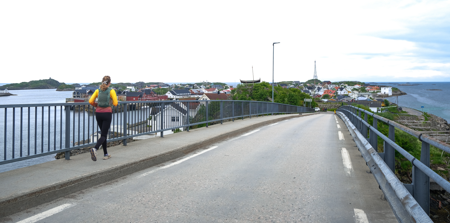 Henningsvaer bridge